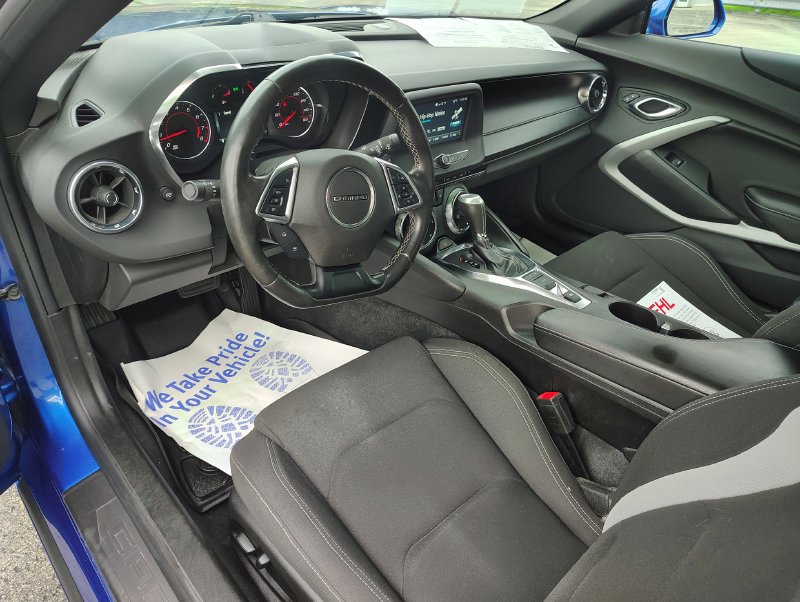 Certified 2018 Chevrolet Camaro LT RWD image 16