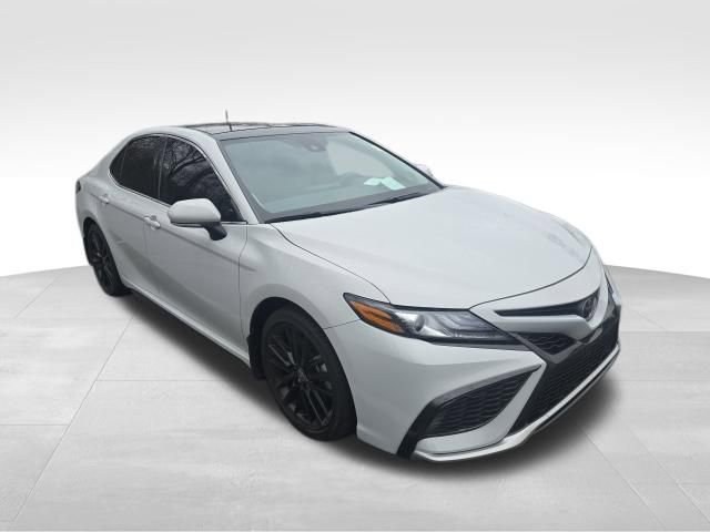 Used 2024 Toyota Camry XSE w/ Navigation Package image 9