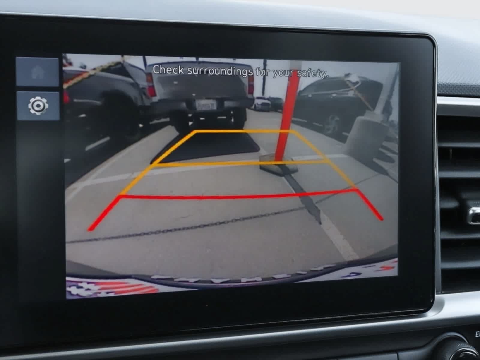 Used 2024 Hyundai Venue SEL FWD image 33