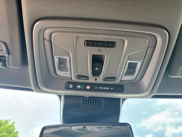 New 2026 Chevrolet Silverado 2500 LTZ w/ LTZ Convenience Package AWD/4WD image 9