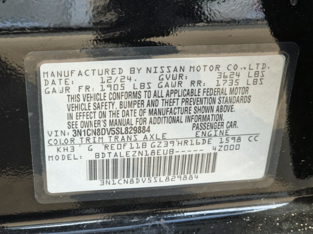 Used 2025 Nissan Versa S w/ Trunk Package FWD image 25