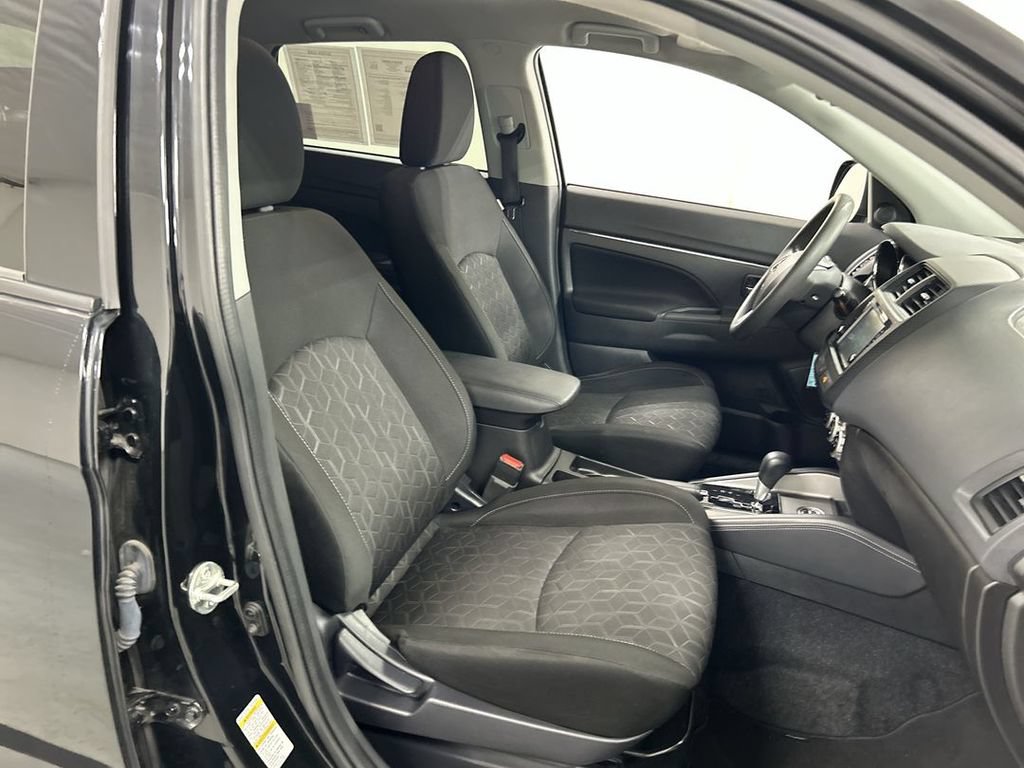 Used 2023 Mitsubishi Outlander Sport ES AWD/4WD image 22