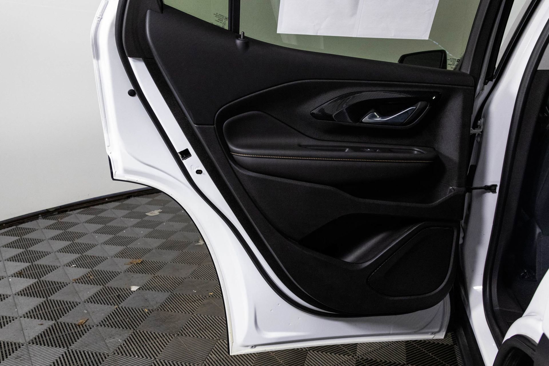 Certified 2023 GMC Terrain AT4 image 35