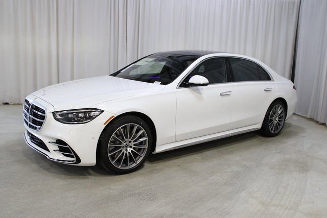 New 2026 Mercedes-Benz S 500 4MATIC image 3