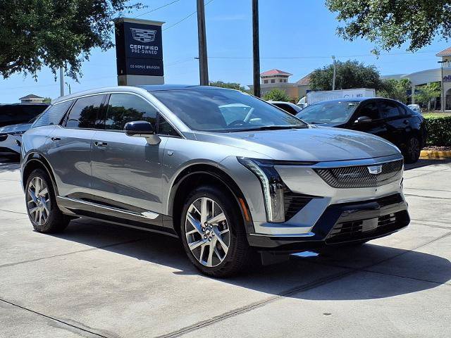 New 2026 Cadillac Optiq Luxury 1 w/ LPO, Floor Liner Package RWD image 5