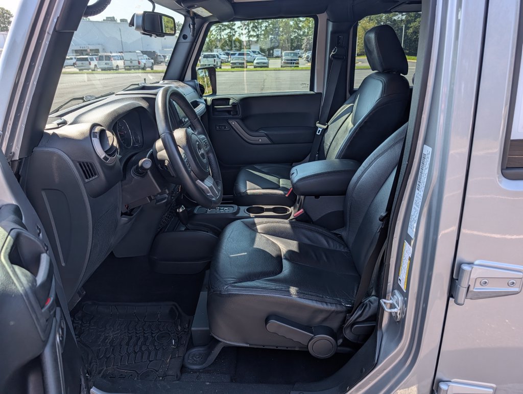 Used 2016 Jeep Wrangler Unlimited Sport AWD/4WD image 18