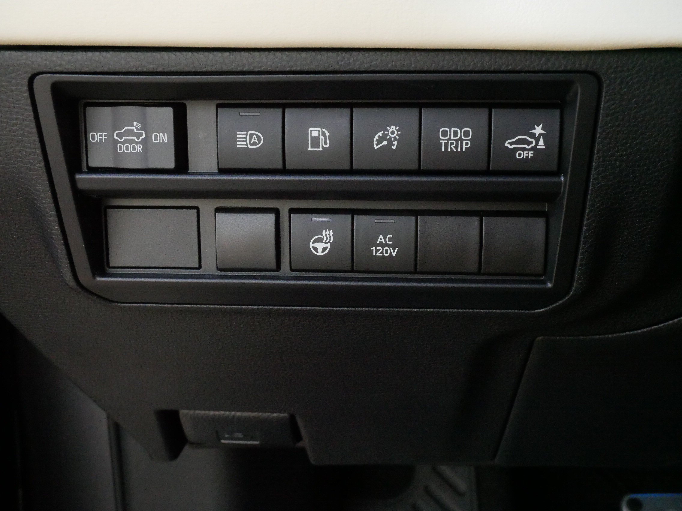 Used 2023 Toyota Tundra 1794 Edition w/ TRD Off-Road Package AWD/4WD image 27