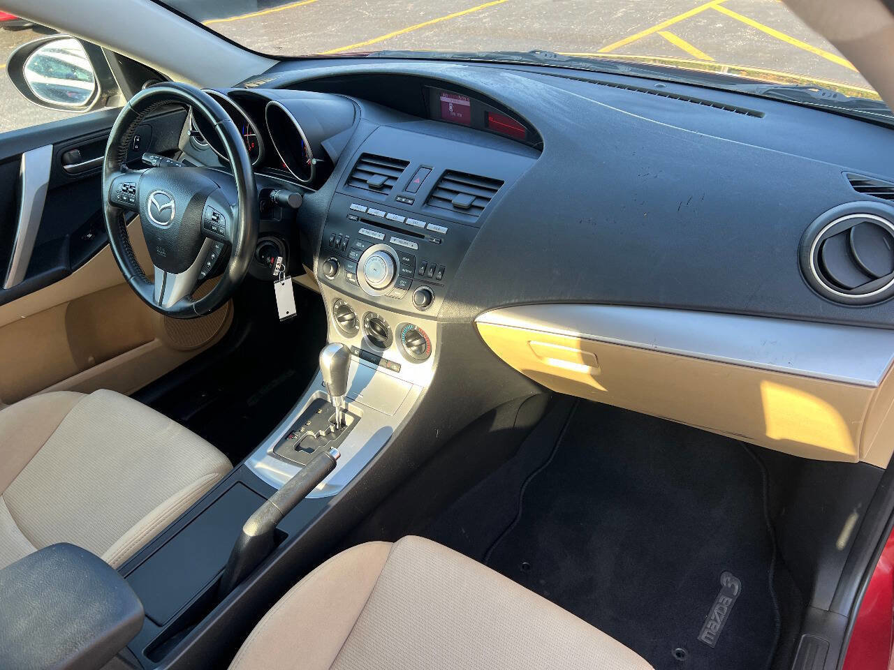 Used 2010 MAZDA MAZDA3 s Sport FWD image 23
