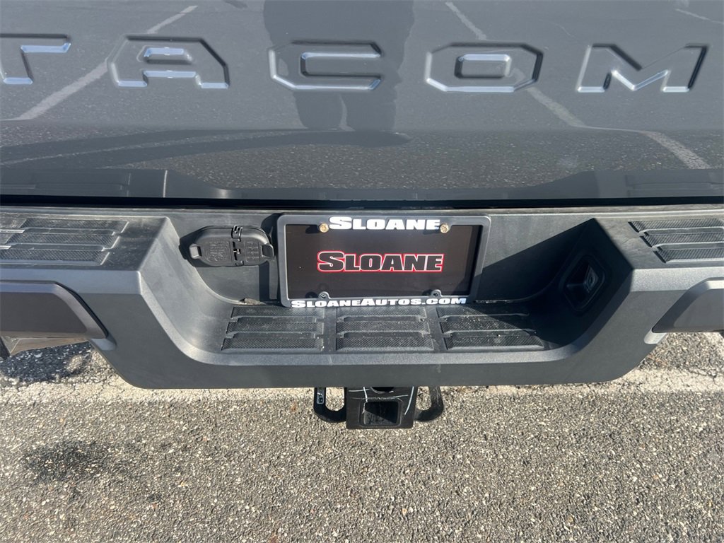 Used 2025 Toyota Tacoma SR image 25