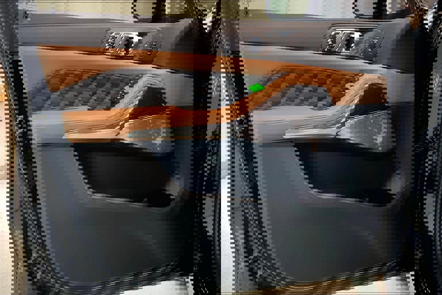 New 2026 BMW X5 M Competition w/ Executive Package image 10