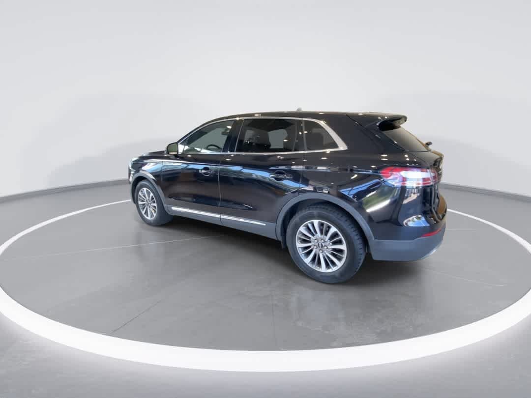 Used 2019 Lincoln Nautilus Select AWD/4WD image 6