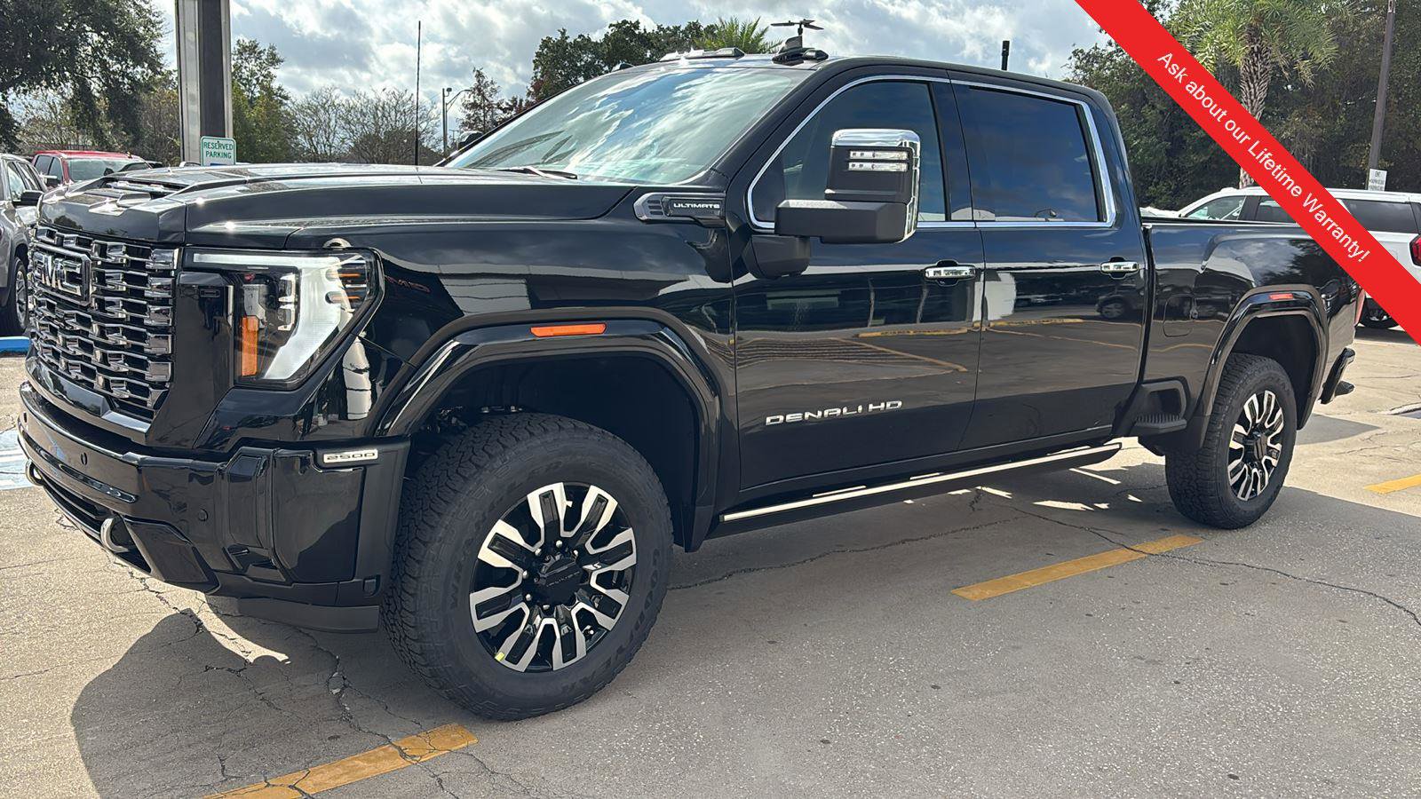 New 2026 GMC Sierra 2500 Denali Ultimate image 3