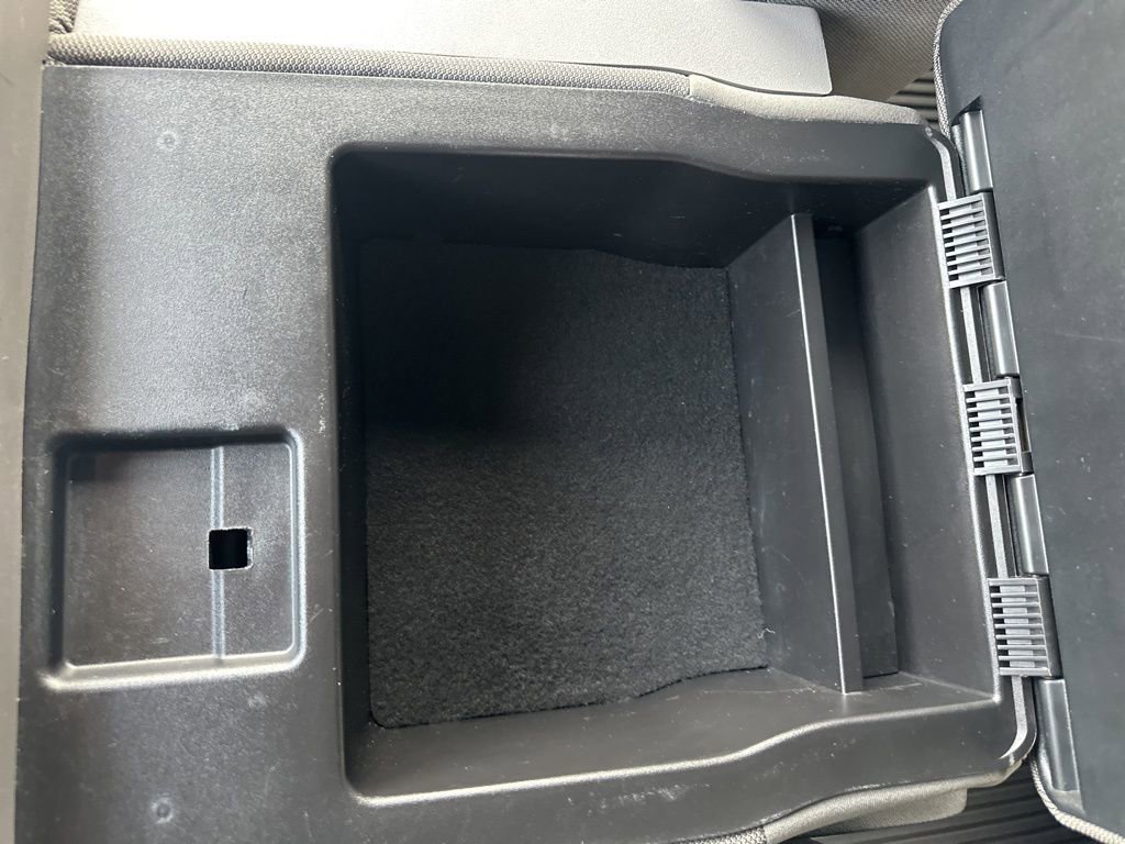 Used 2017 Ford F150 XLT image 24