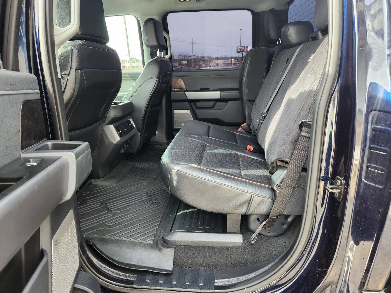 Used 2025 Ford F250 Lariat w/ Chrome Package image 10