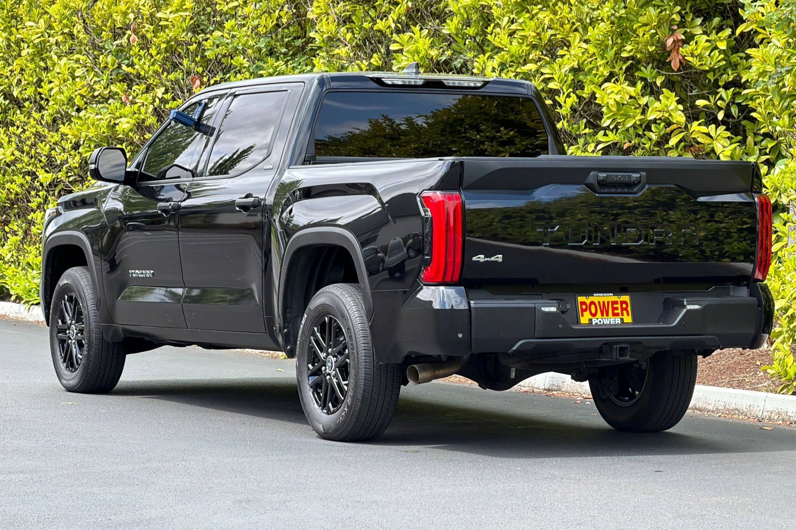 Used 2024 Toyota Tundra SR5 w/ SR5 Convenience Package AWD/4WD image 6