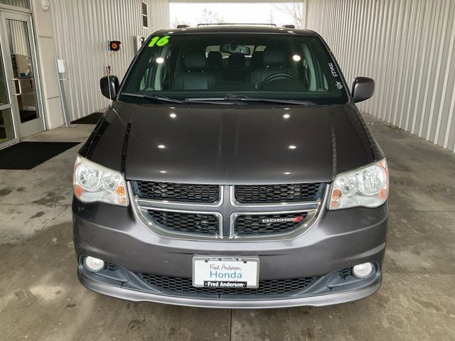 Used 2016 Dodge Grand Caravan SXT image 24