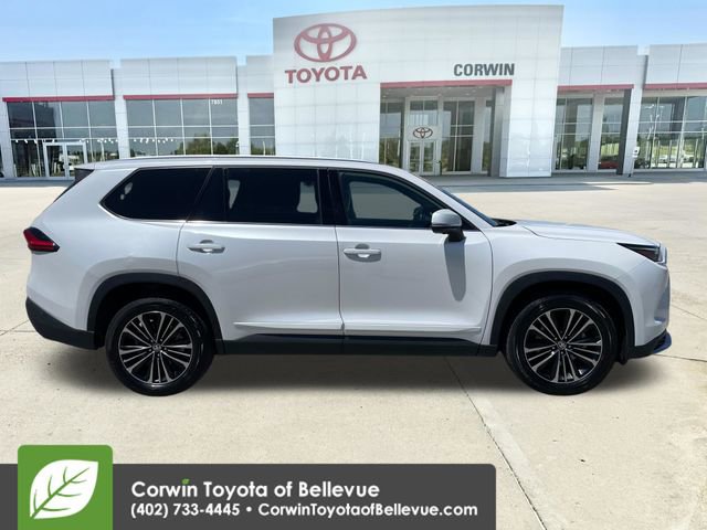 Used 2024 Toyota Grand Highlander AWD Hybrid image 6