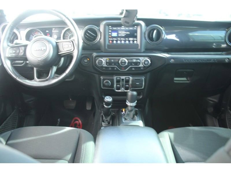 Used 2022 Jeep Wrangler Unlimited Sport AWD/4WD image 14