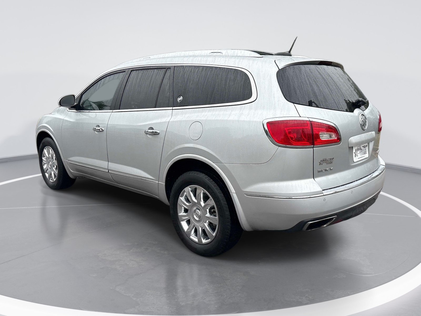 Used 2017 Buick Enclave Leather FWD image 6