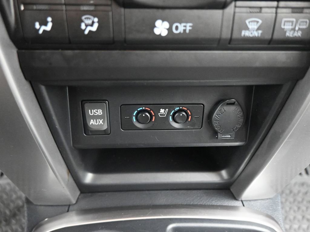 Used 2018 Toyota 4Runner Limited image 12