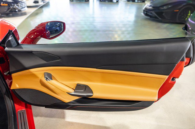 Used 2016 Ferrari 488 GTB RWD image 30
