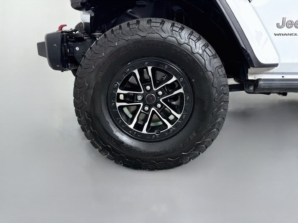 Used 2024 Jeep Wrangler Unlimited Rubicon AWD/4WD image 32