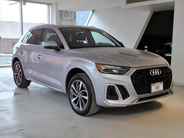 Used 2023 Audi Q5 2.0T Premium image 3