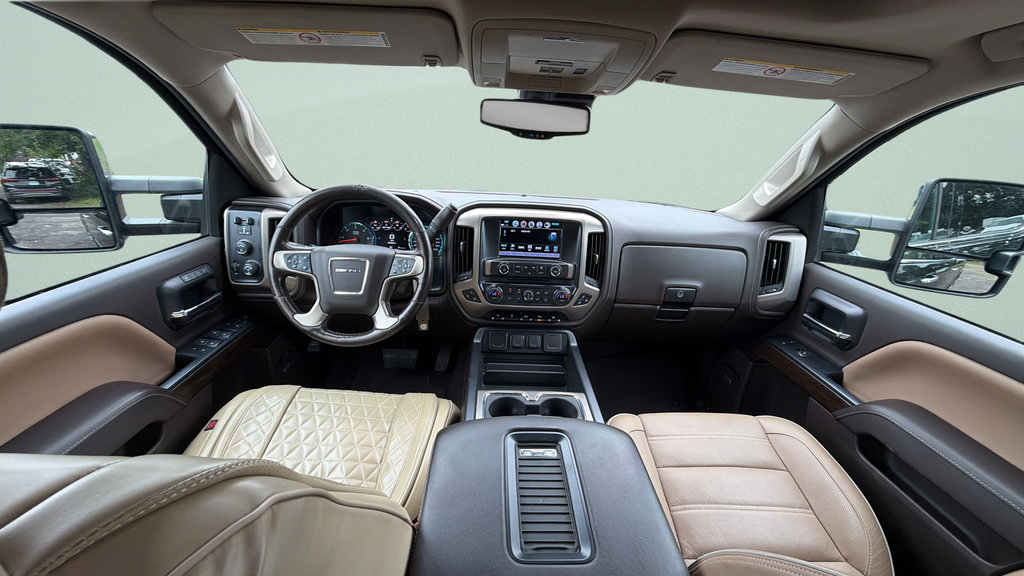 Used 2019 GMC Sierra 2500 Denali AWD/4WD image 11