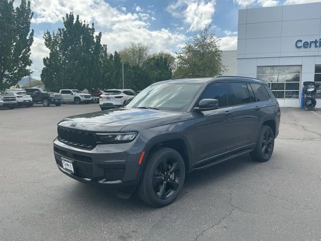 Used 2023 Jeep Grand Cherokee L Laredo AWD/4WD image 8