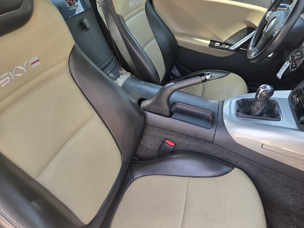Used 2008 Saturn Sky Red Line RWD image 18