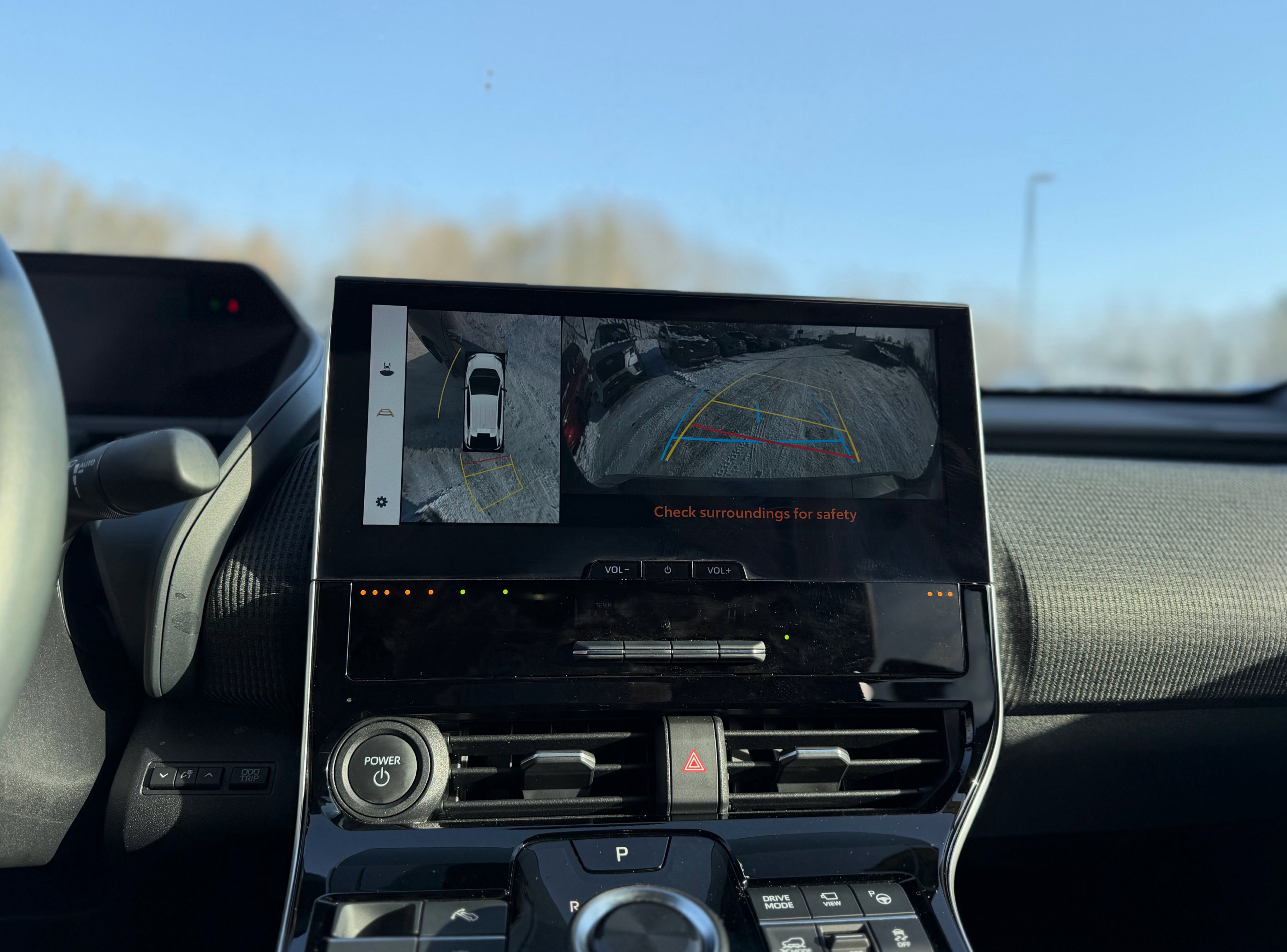 Used 2024 Subaru Solterra Touring w/ Touring Package image 3