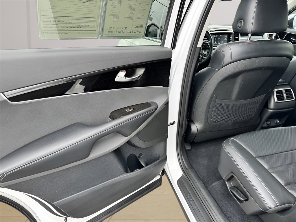 Used 2019 Kia Sorento EX image 32