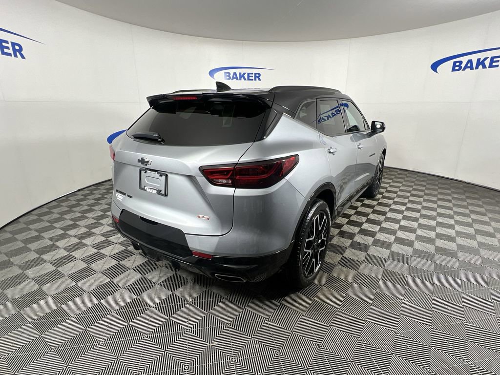 Certified 2023 Chevrolet Blazer RS w/ Driver Confidence II Package image 9
