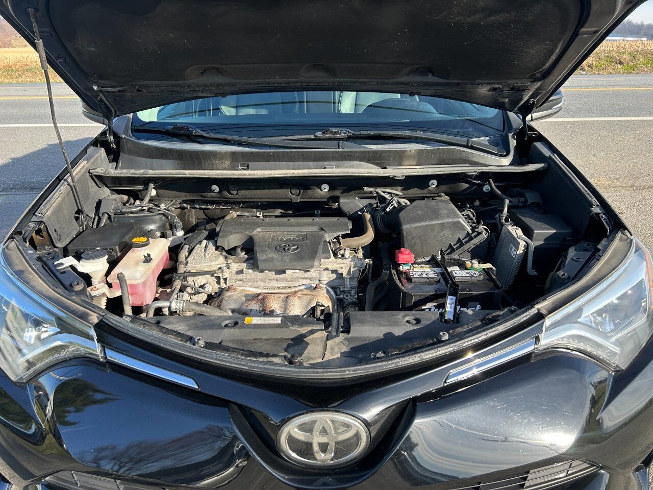 Used 2016 Toyota RAV4 Limited image 17