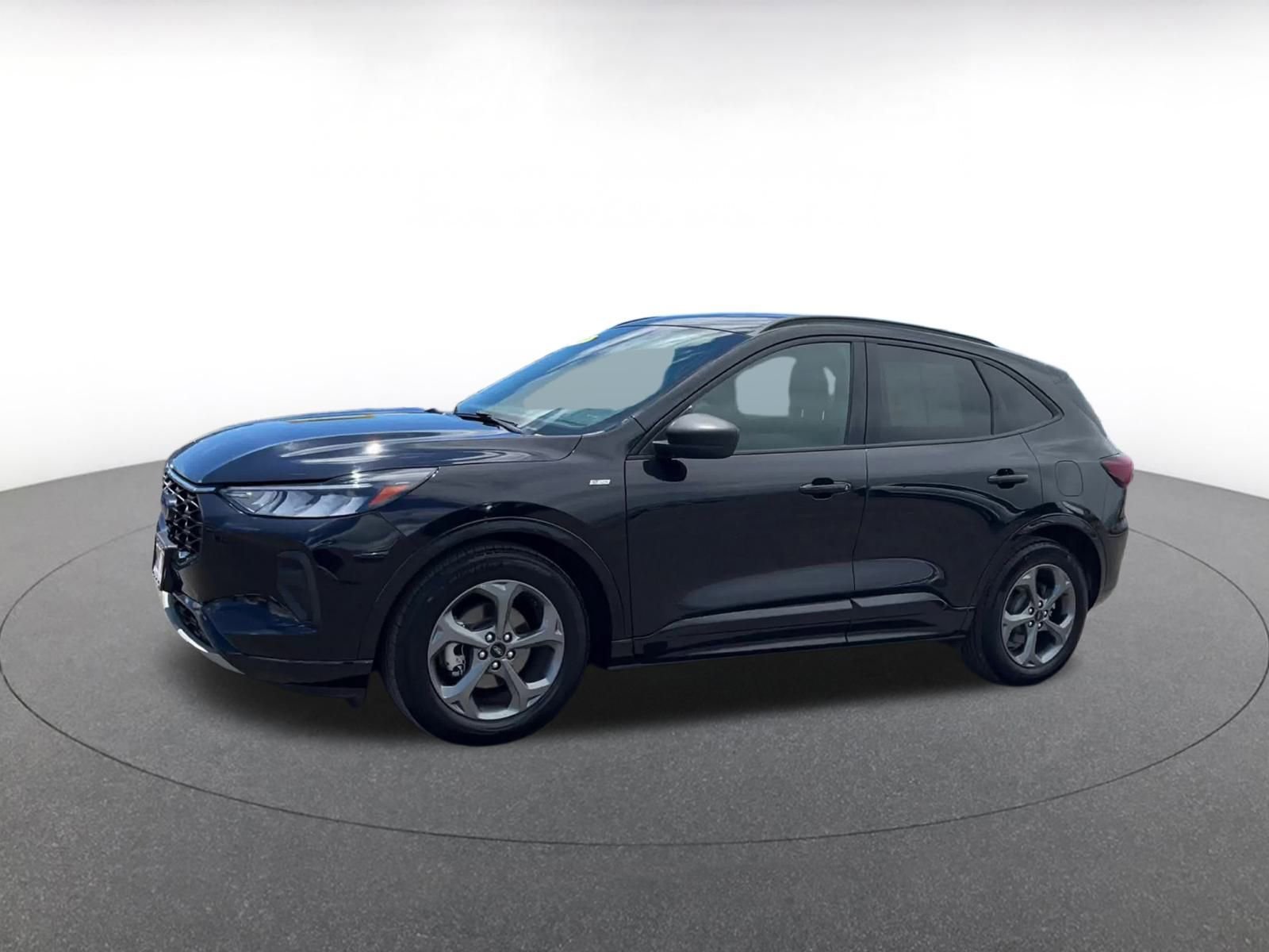 Used 2023 Ford Escape ST-Line image 8