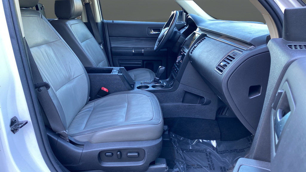 Used 2018 Ford Flex Limited w/ Equipment Group 301A AWD/4WD image 24