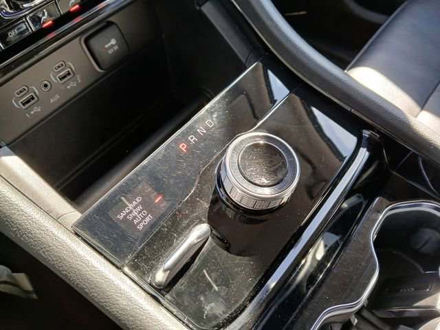 Used 2023 Jeep Grand Cherokee L Limited w/ Trailer Tow Group (B) image 26