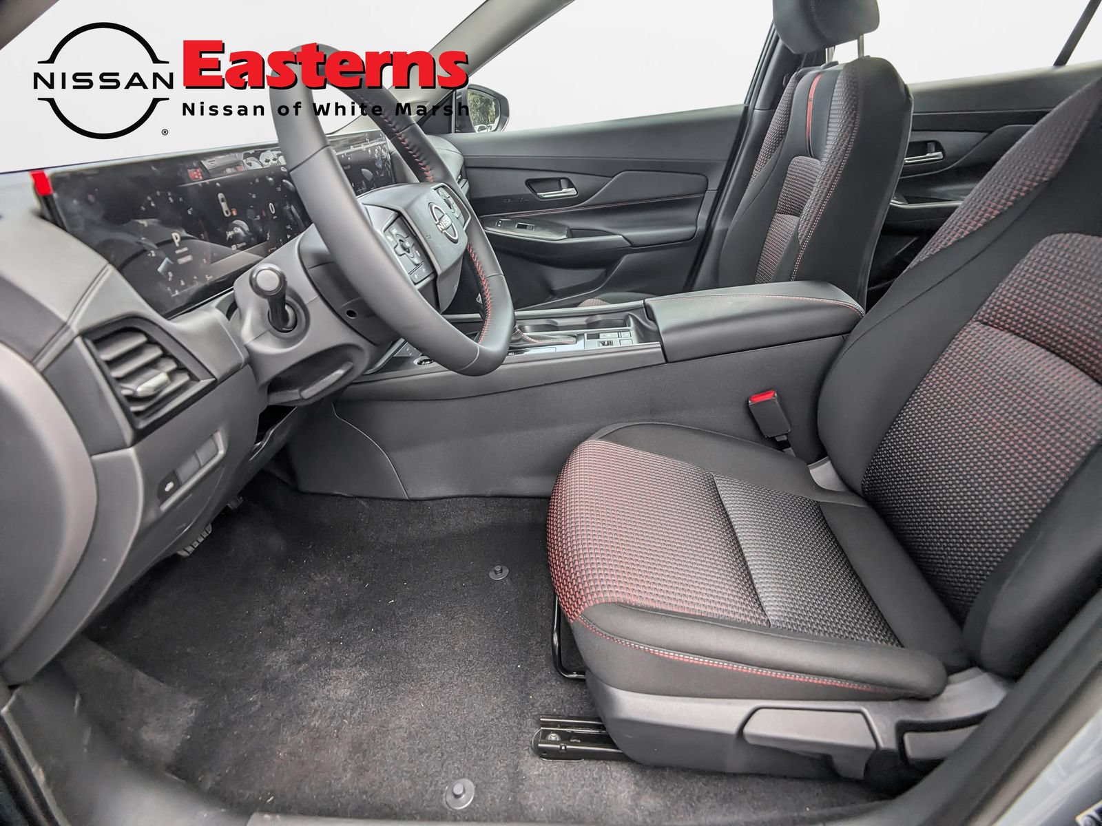 New 2027 Nissan Sentra SR w/ Floor Mat Package FWD image 14
