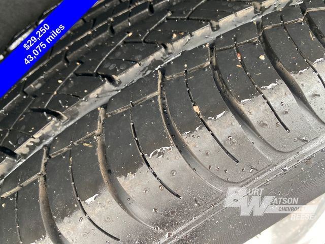 Certified 2022 Buick Enclave Essence w/ Experience Buick Package image 13