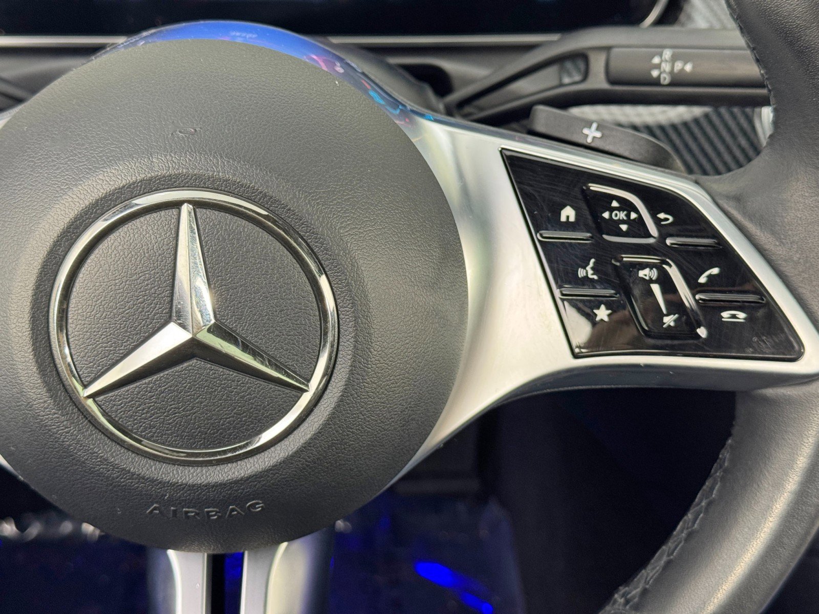 Used 2022 Mercedes-Benz C 300 4MATIC Sedan w/ Exclusive Trim Package image 24