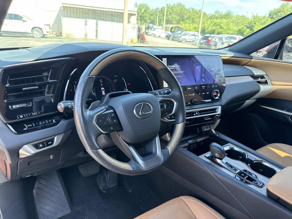 Used 2023 Lexus RX 350 Premium Plus w/ Accessory Package (Z1) AWD/4WD image 33