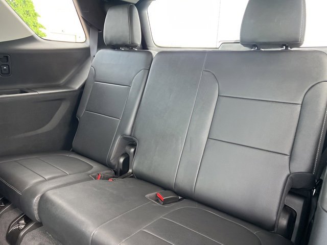 Used 2021 Chevrolet Traverse High Country image 46