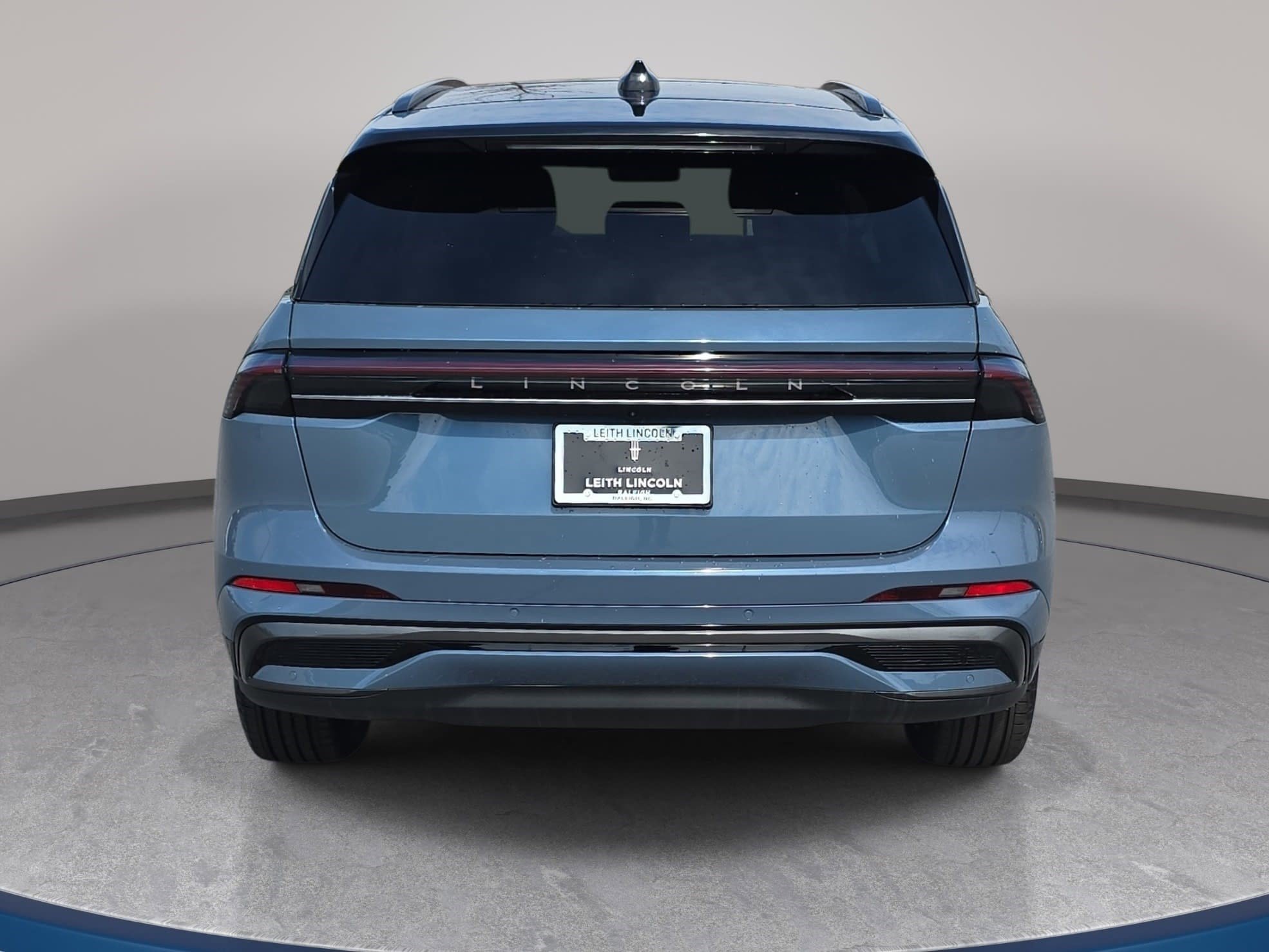 New 2026 Lincoln Nautilus Reserve w/ Jet Appearance Package AWD/4WD image 6