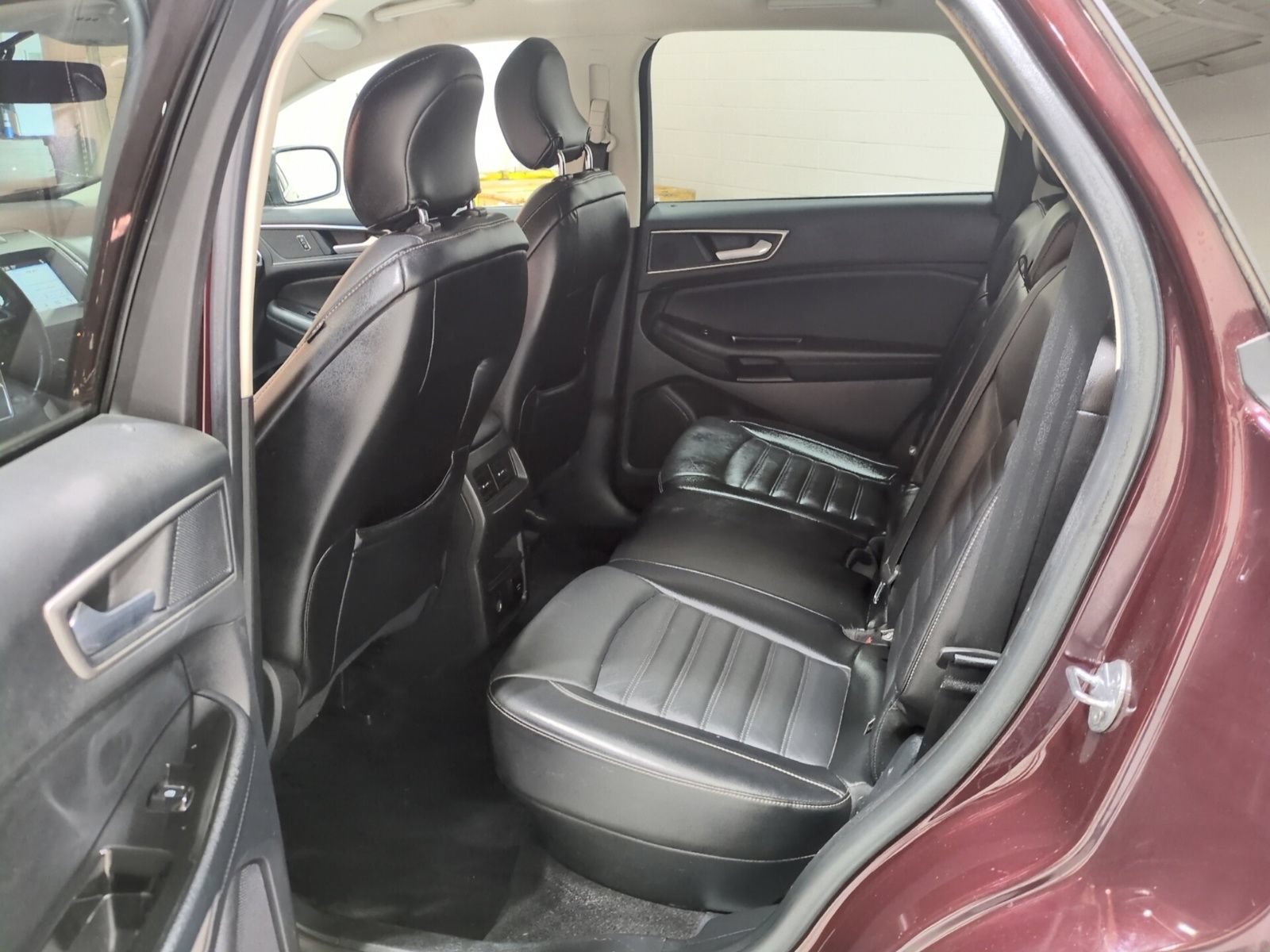 Used 2017 Ford Edge SEL w/ Equipment Group 201A AWD/4WD image 14