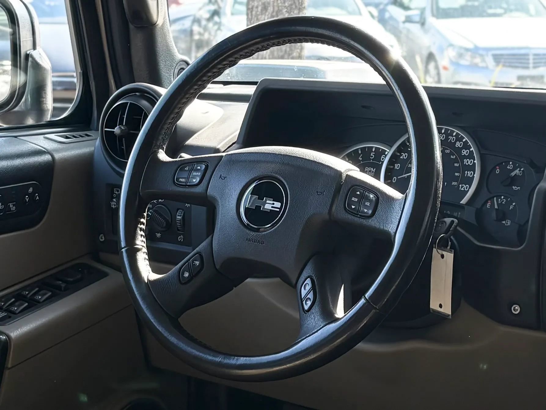 Used 2007 HUMMER H2 Luxury image 25