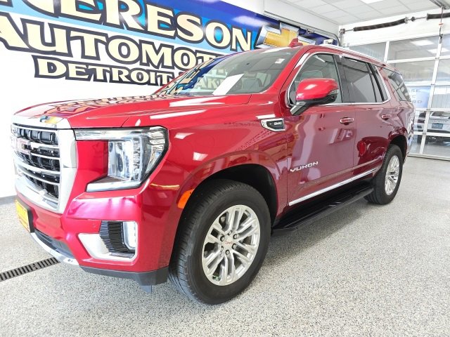 Used 2021 GMC Yukon SLT w/ SLT Luxury Package