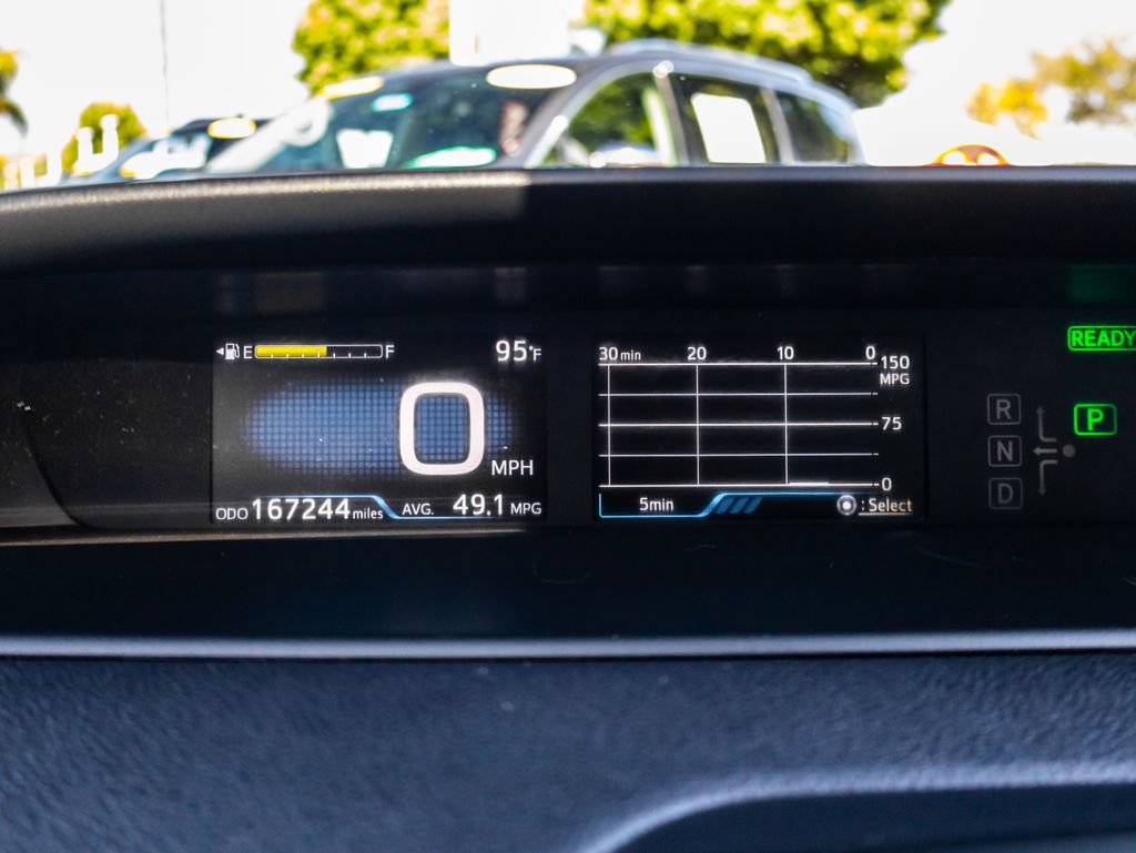 Used 2019 Toyota Prius L Eco w/ Carpet Mat Package FWD image 36