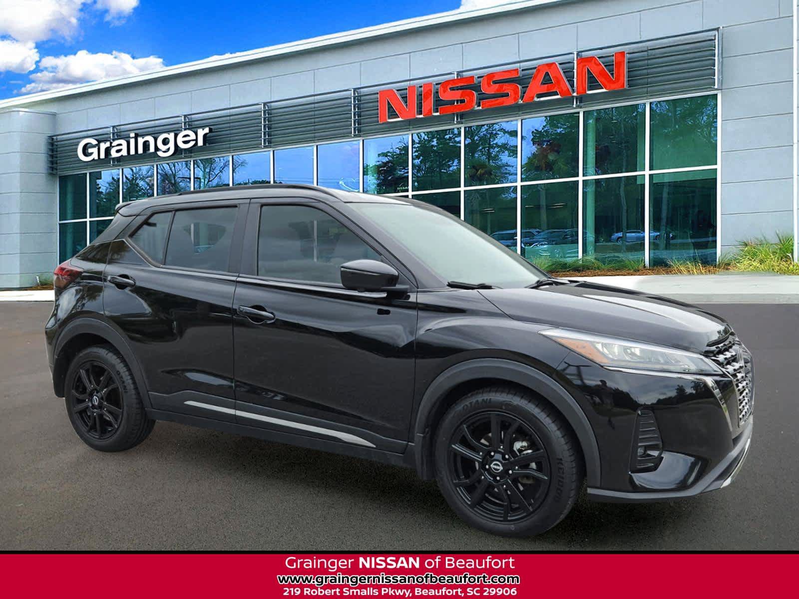 Used 2023 Nissan Kicks SR