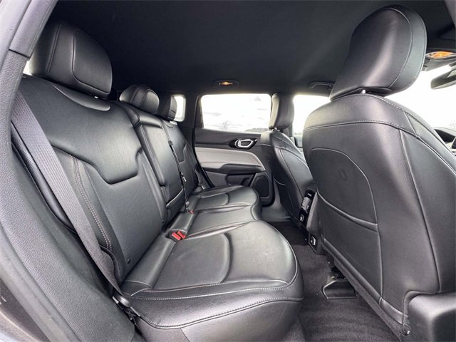Used 2023 Jeep Compass Limited image 16