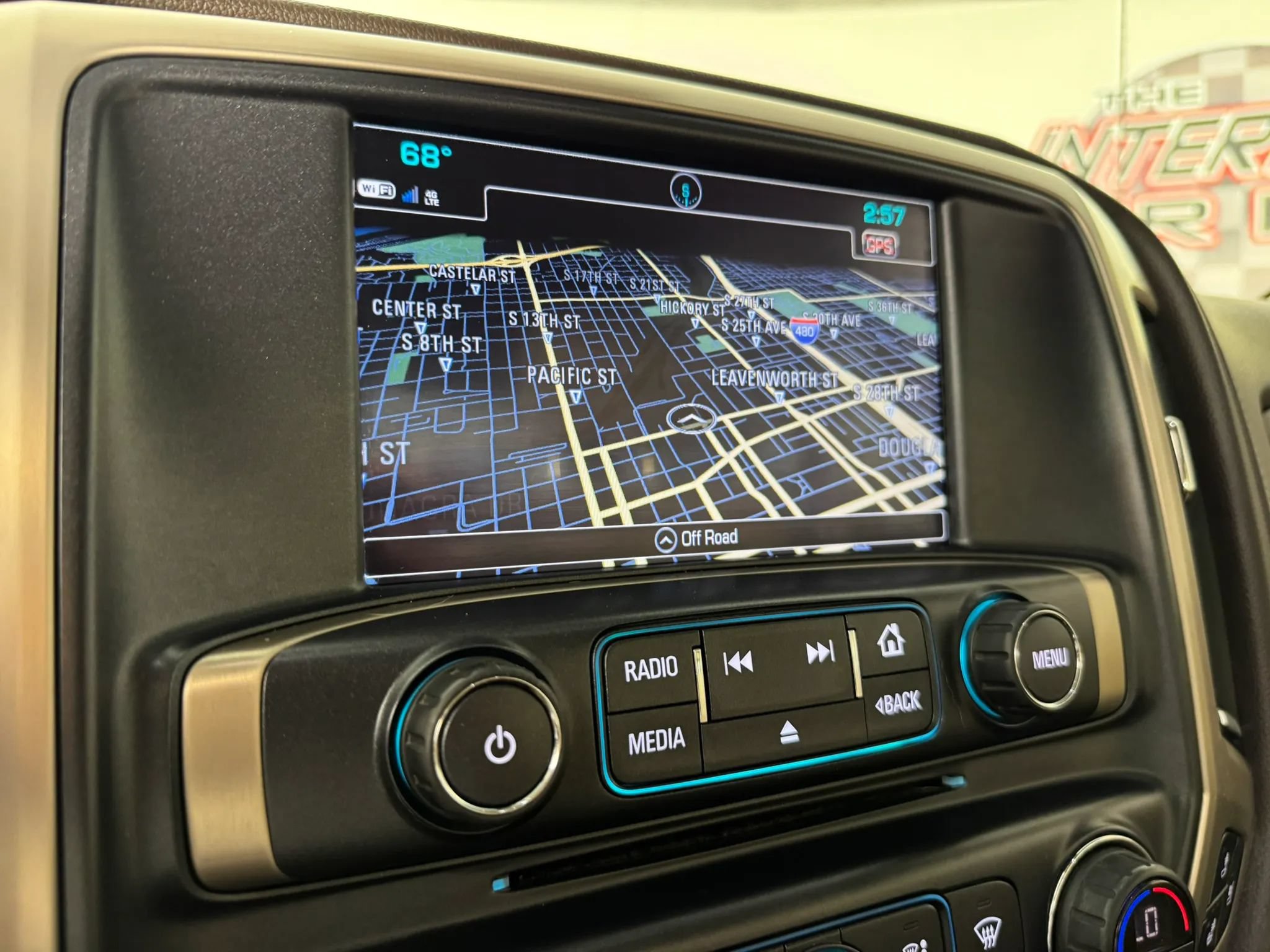 Used 2019 GMC Sierra 2500 Denali w/ Duramax Plus Package AWD/4WD image 18